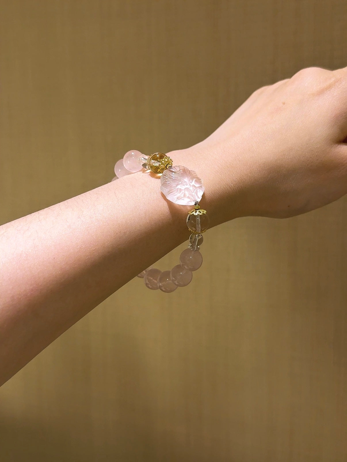 ▫️▪️ Pink crystal kunzite white crystal fox bracelet